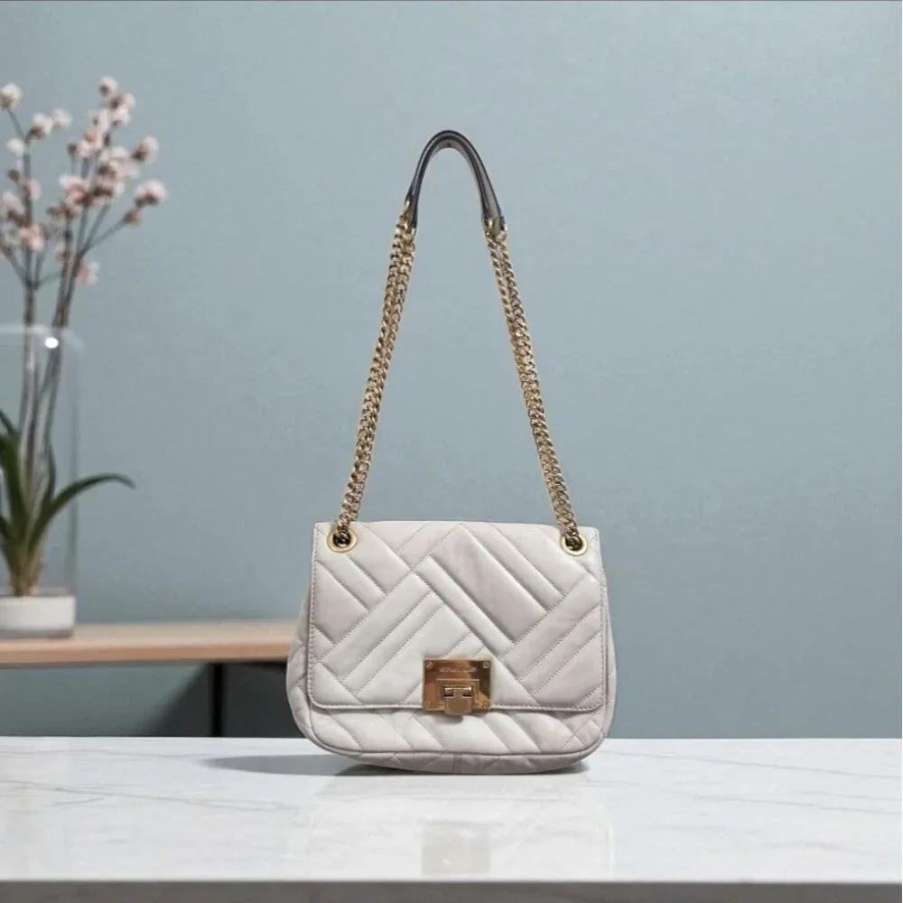 Michael Kors Vivianne leather crossbody bag - Picture 14 of 16